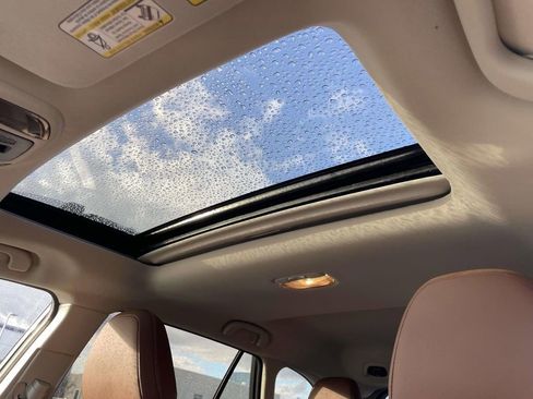 Used 2022 Subaru Outback Touring XT image 9