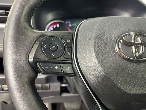 Used 2023 Toyota RAV4 XLE image 17