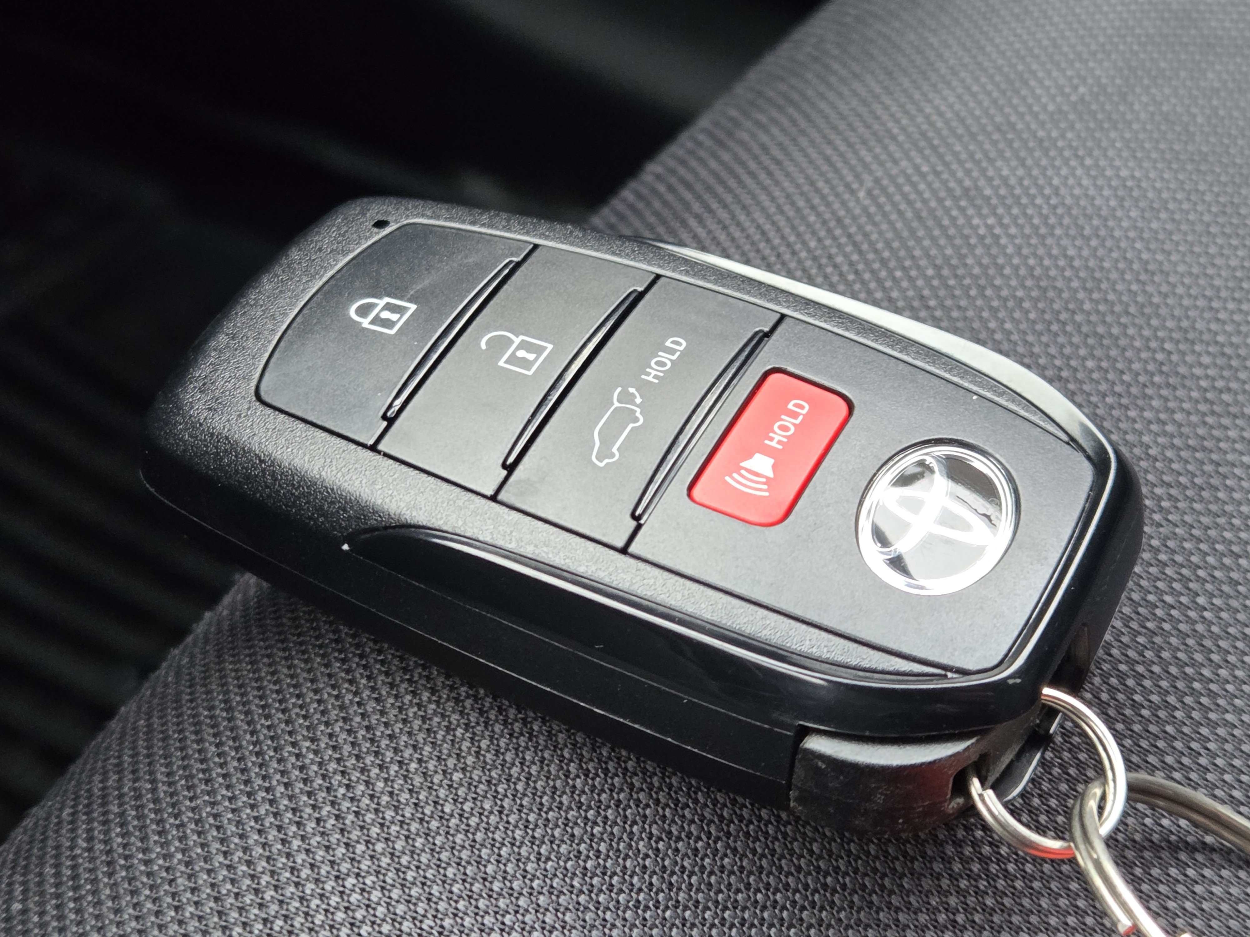 Used 2024 Toyota Venza LE AWD/4WD image 37