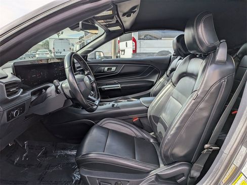 Used 2024 Ford Mustang Premium image 15