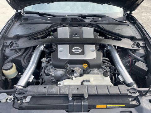 Used 2010 Nissan 370Z Coupe w/ Sport Pkg RWD image 12