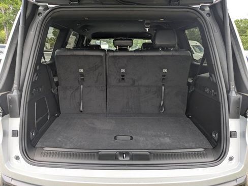 New 2026 Jeep Grand Wagoneer 2WD w/ 8-Passenger Seating Package image 11