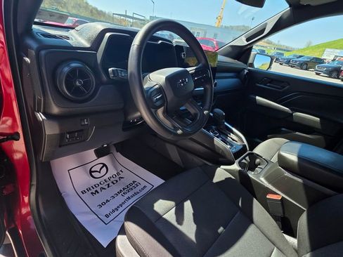 Used 2024 Chevrolet Colorado Trail Boss w/ LPO, Dark Essentials Package AWD/4WD image 12