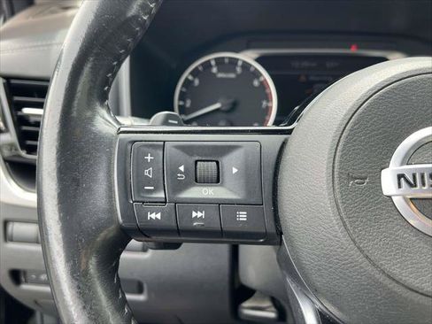 Used 2021 Nissan Rogue SL AWD/4WD image 25