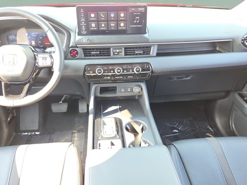 Certified 2026 Honda Pilot EX-L image 13