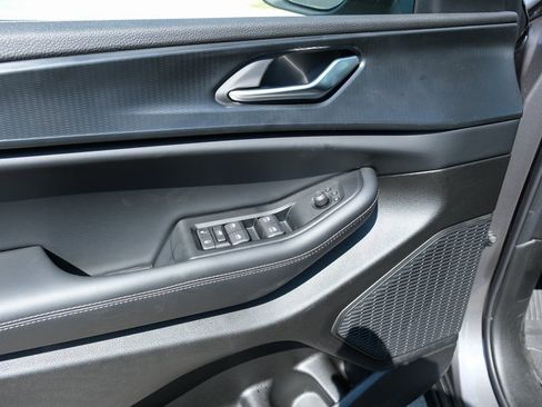 New 2025 Jeep Grand Cherokee Laredo w/ Luxury Tech Group I image 26