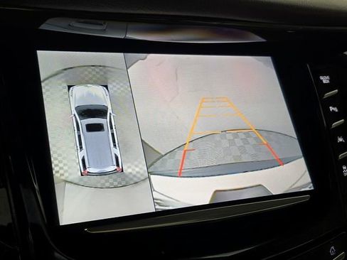 Used 2016 Cadillac Escalade Luxury image 21