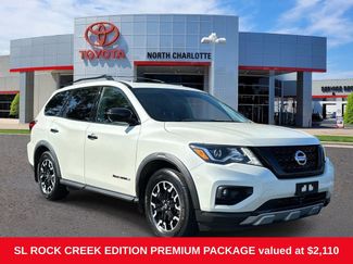 Used 2020 Nissan Pathfinder SL AWD/4WD 360° Tour