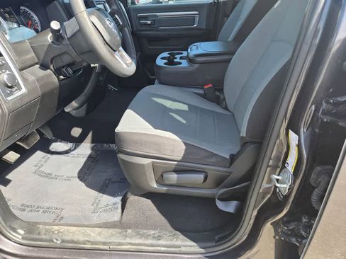 Used 2024 RAM 1500 Classic SLT AWD/4WD image 19