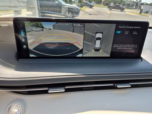 New 2025 Genesis Electrified GV70 Advanced w/ Prestige Package image 11