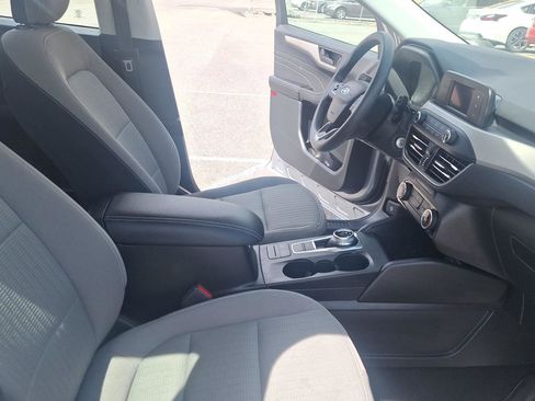 Used 2022 Ford Escape S AWD/4WD image 17