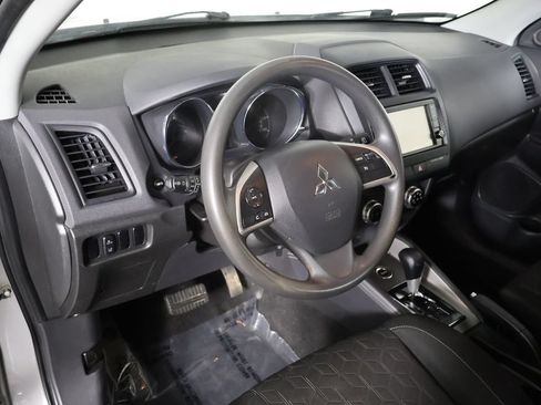 Used 2023 Mitsubishi Outlander Sport ES AWD/4WD image 21