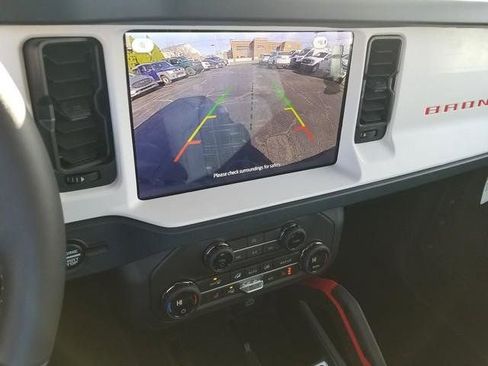 New 2025 Ford Bronco Heritage Edition AWD/4WD image 19