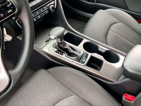 Used 2018 Kia Optima LX FWD image 15