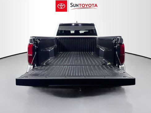 Used 2025 Toyota Tacoma SR5 image 34