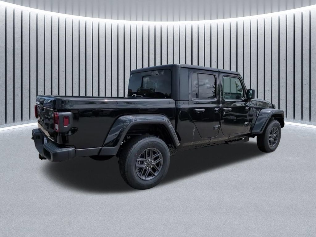 New 2026 Jeep Gladiator Sport AWD/4WD image 9
