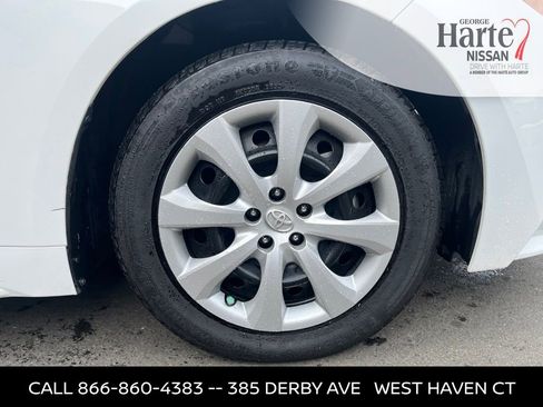 Used 2024 Toyota Corolla LE FWD image 8