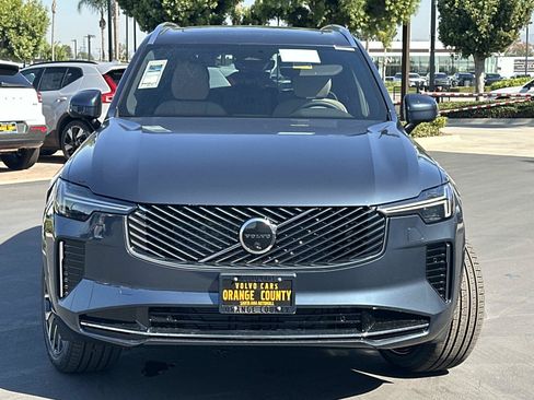 New 2026 Volvo XC90 B6 Plus w/ Protection Package Premier AWD/4WD image 2