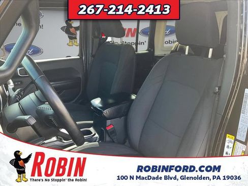 Used 2018 Jeep Wrangler Unlimited Sport S AWD/4WD image 21