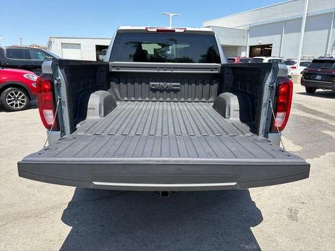 New 2026 GMC Sierra 1500 Elevation w/ X31 Off-Road Package AWD/4WD image 24