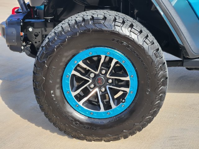 Used 2024 Jeep Wrangler Unlimited Rubicon w/ XTREMEE 35" Tire Package AWD/4WD image 10