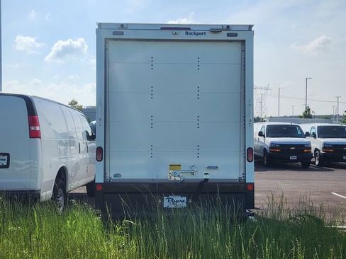 New 2024 Chevrolet Express 3500 w/ Power Convenience Package RWD image 7