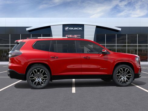 New 2026 GMC Acadia Denali Ultimate w/ LPO, Floor Liner Package AWD/4WD image 5