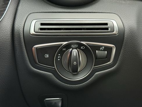 Used 2023 Mercedes-Benz C 300 4MATIC Cabriolet image 10