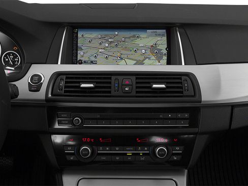 Used 2014 BMW 535d Sedan image 21