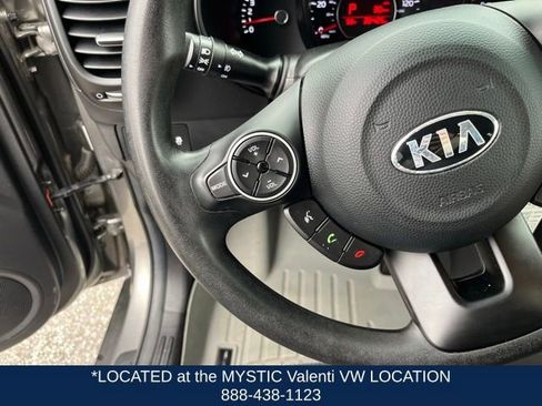 Used 2017 Kia Soul + FWD image 36
