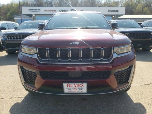New 2026 Jeep Grand Cherokee Limited AWD/4WD image 9