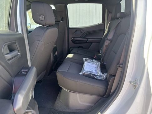 New 2026 Chevrolet Colorado W/T image 10