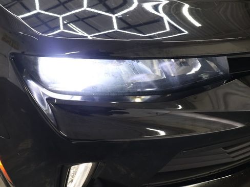 Used 2018 Chevrolet Camaro LS RWD image 27