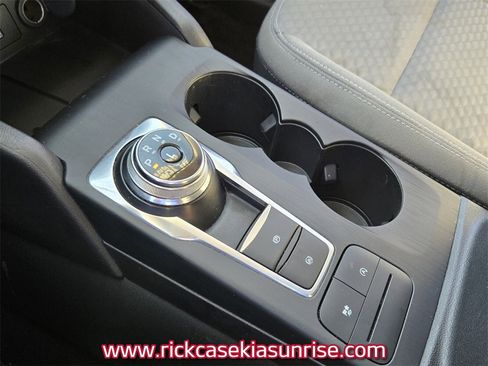 Used 2020 Ford Escape SE image 27