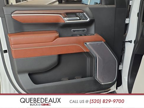 Used 2022 GMC Sierra 1500 Denali Ultimate AWD/4WD image 10