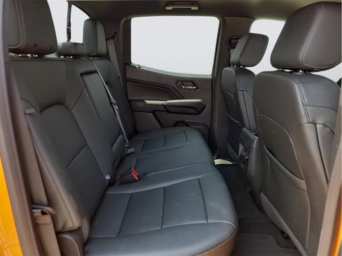 New 2025 Chevrolet Colorado LT w/ LT Convenience Package image 16