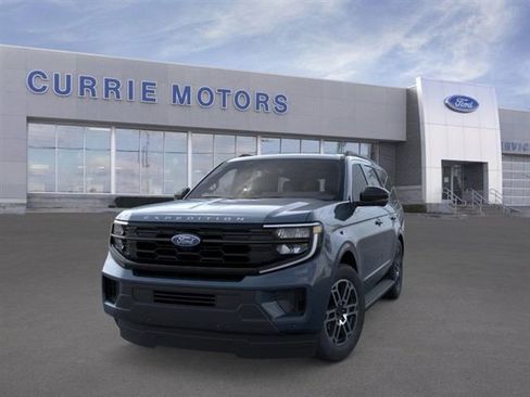 New 2025 Ford Expedition Active image 2