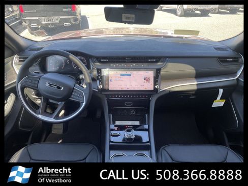 New 2026 Jeep Grand Cherokee L Limited AWD/4WD image 19