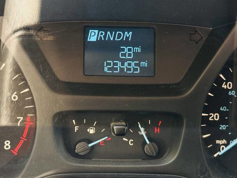 Used 2019 Ford Transit 150 148 Medium Roof image 12
