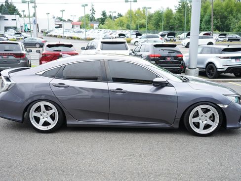 Used 2018 Honda Civic Si image 6