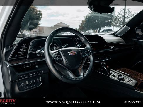 Used 2024 Cadillac Escalade Sport Platinum AWD/4WD image 19