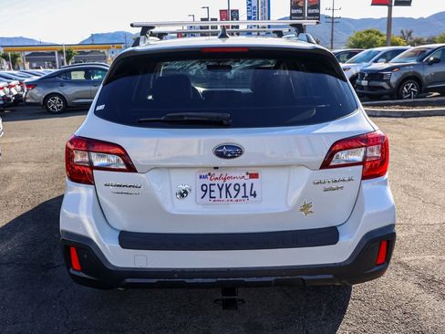 Used 2019 Subaru Outback 3.6R Touring w/ Popular Package #3A image 5