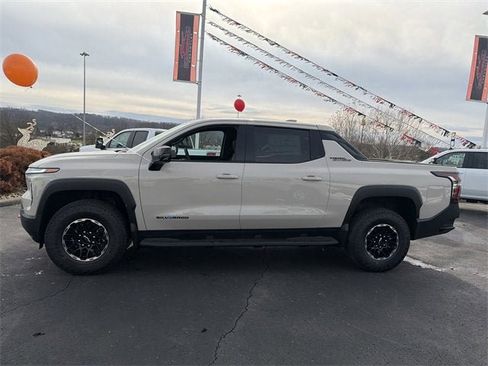 New 2026 Chevrolet Silverado EV Trail Boss w/ Plus Package image 39