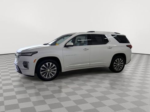 Used 2022 Chevrolet Traverse Premier w/ LPO, Floor Liner Package image 5