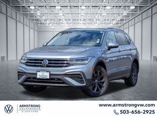 Used 2023 Volkswagen Tiguan SE w/ Panoramic Sunroof Package AWD/4WD video 1