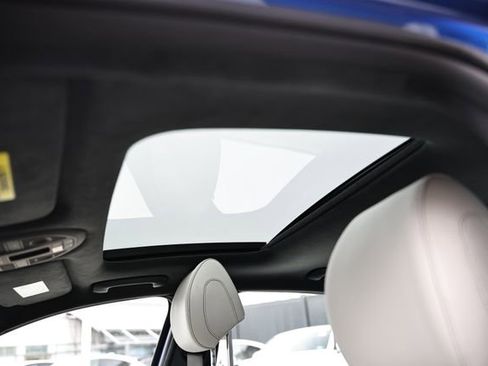 Certified 2025 Genesis G70 3.3T Advanced w/ Sport Prestige Package image 15