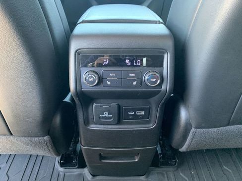 Certified 2023 GMC Acadia AT4 w/ Preferred Package image 20