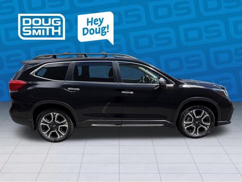 Used 2023 Subaru Ascent Touring AWD/4WD image 5