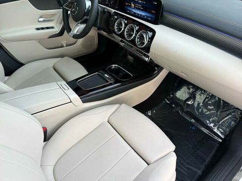 Certified 2025 Mercedes-Benz CLA 250 4MATIC image 19