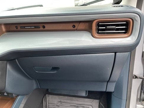 Used 2022 Ford Maverick Lariat w/ Lariat Luxury Package FWD image 35